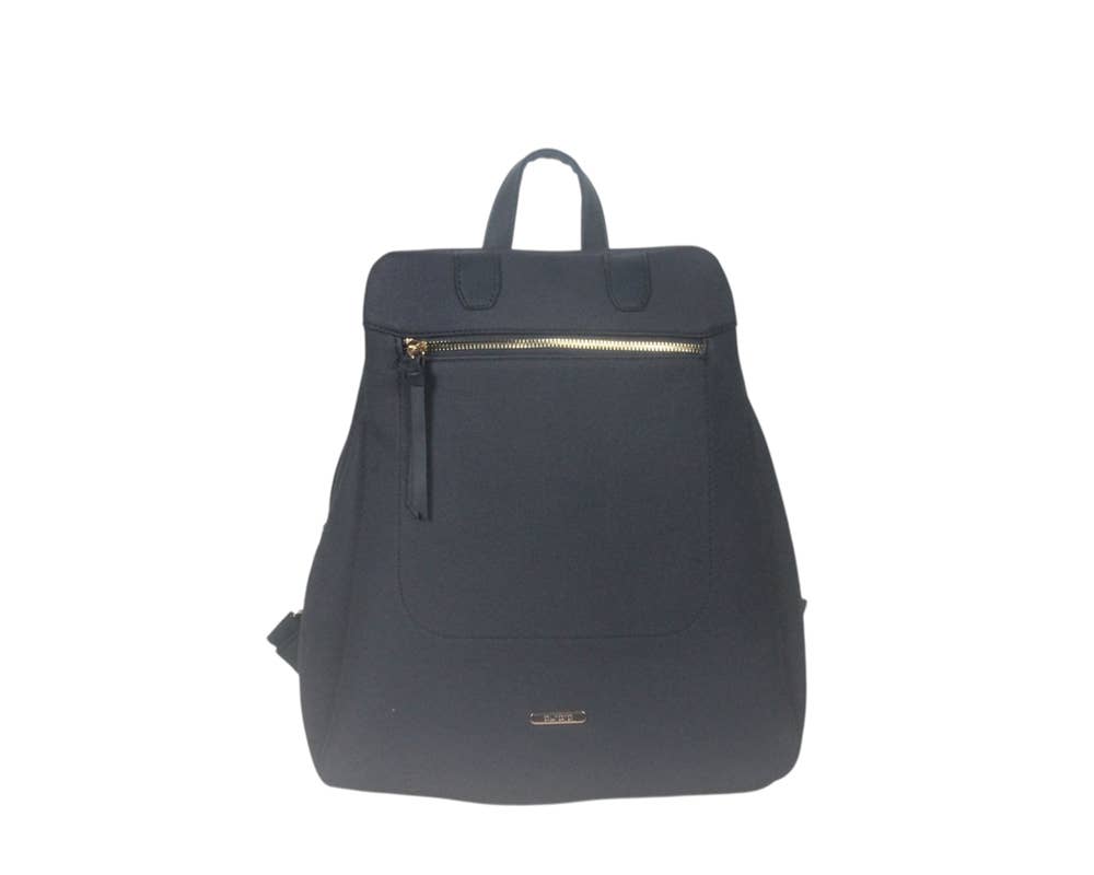 SAC À DOS ANTI-VOL AVEC FERMETURE ÉCLAIR FRONTALE.