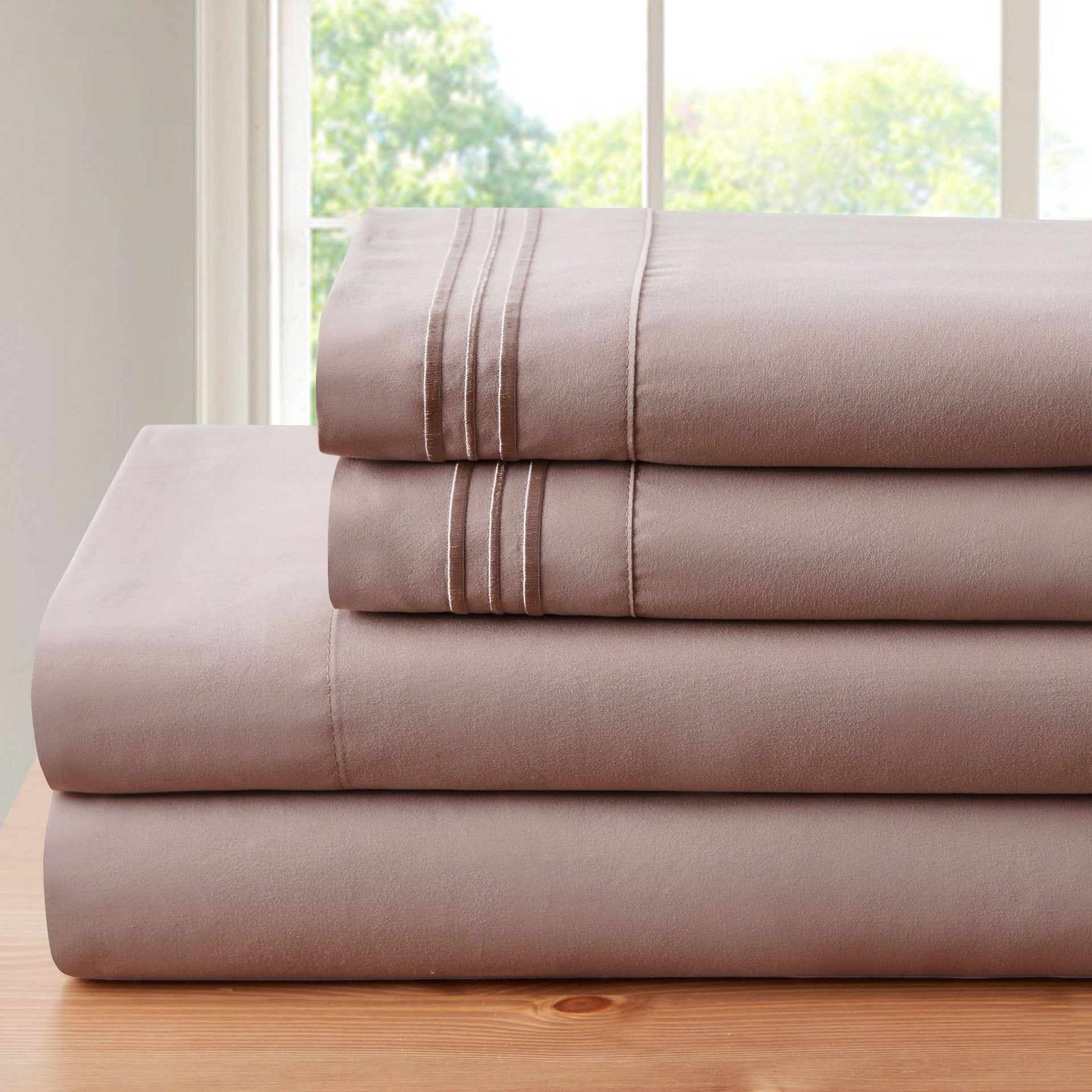Parure de draps de luxe en bambou 4 pièces avec broderie à 3 lignes