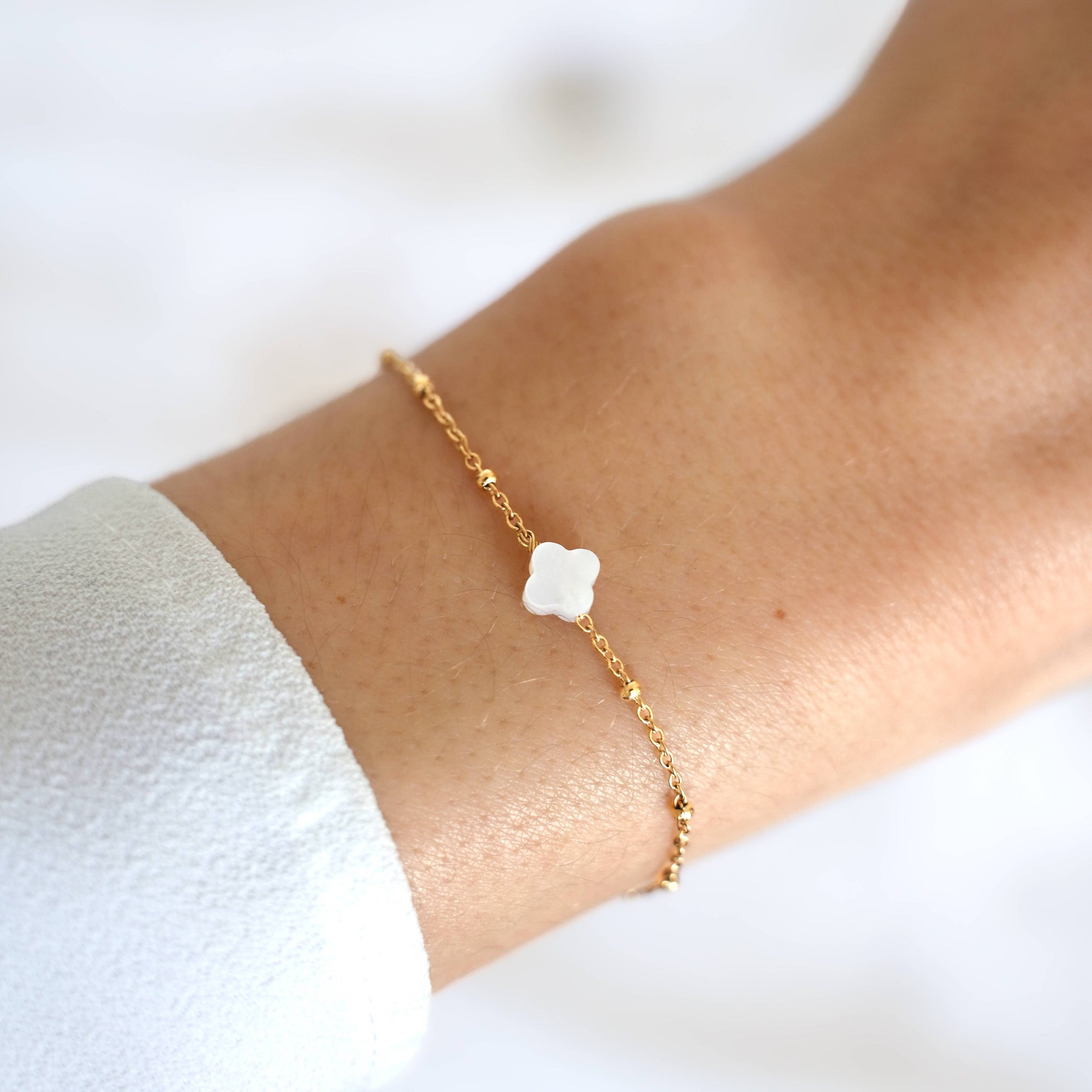 Bracelet trèfle blanc