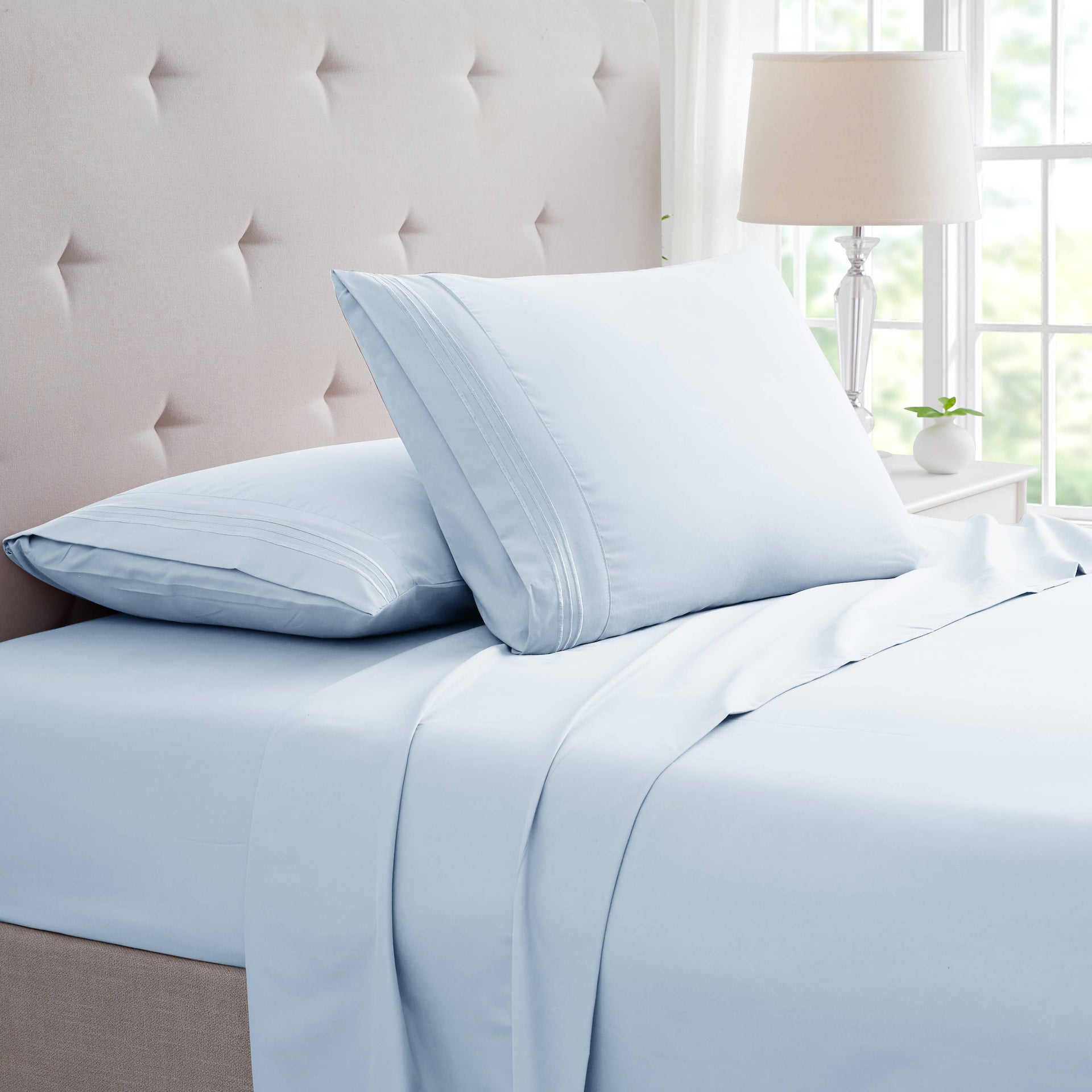 Parure de draps de luxe en bambou 4 pièces avec broderie à 3 lignes