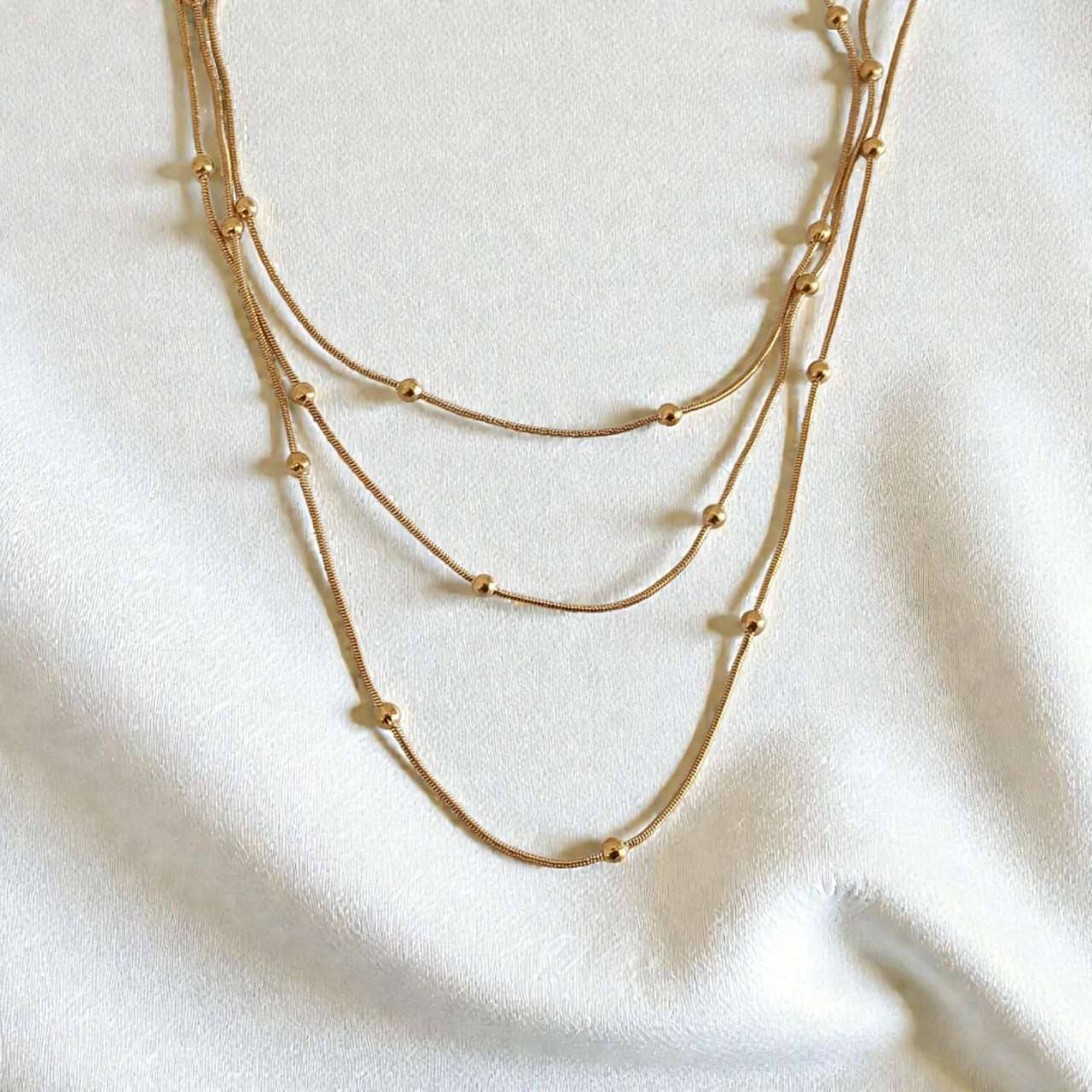 Collier triple chaîne à petites perles, acier, Or 18K