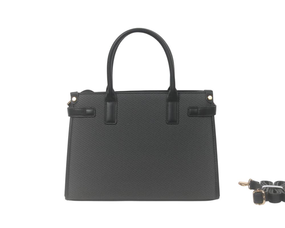 SAC À MAIN AVEC BANDOULIÈRE.