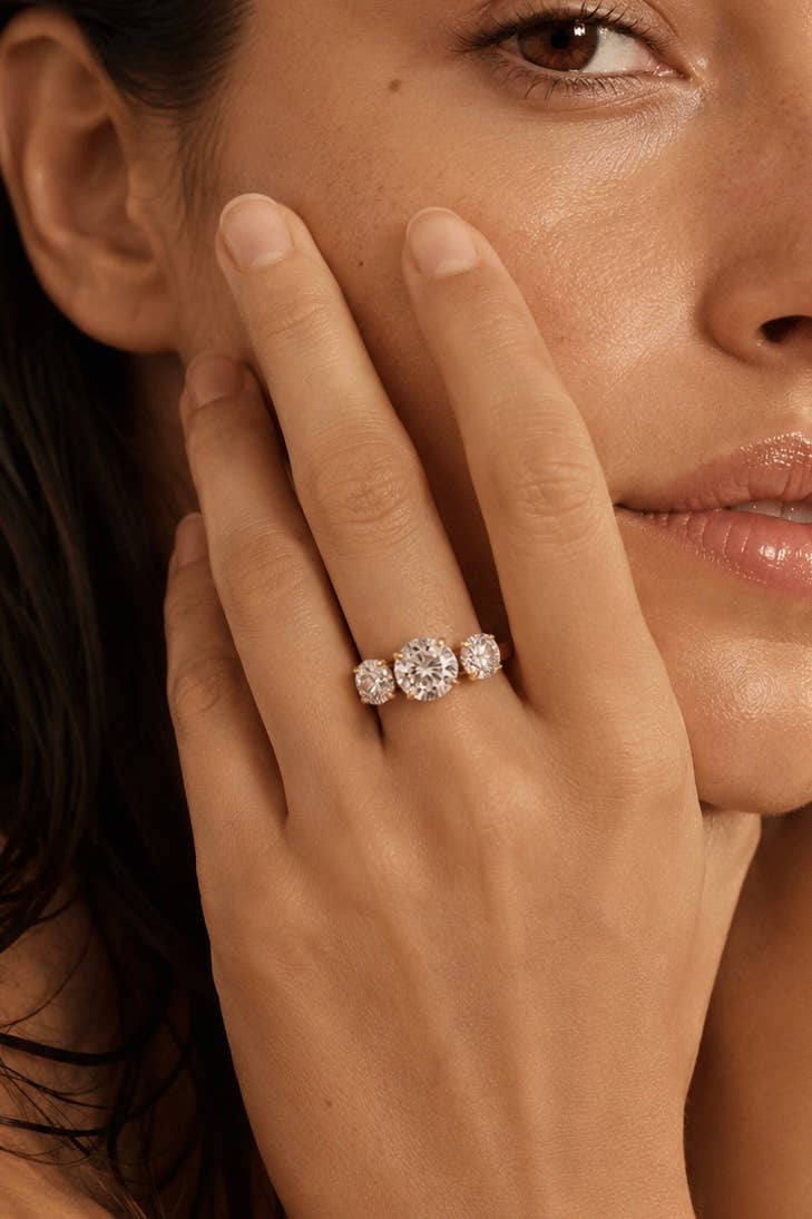 Bague trio de zircons ronds en acier inoxydable