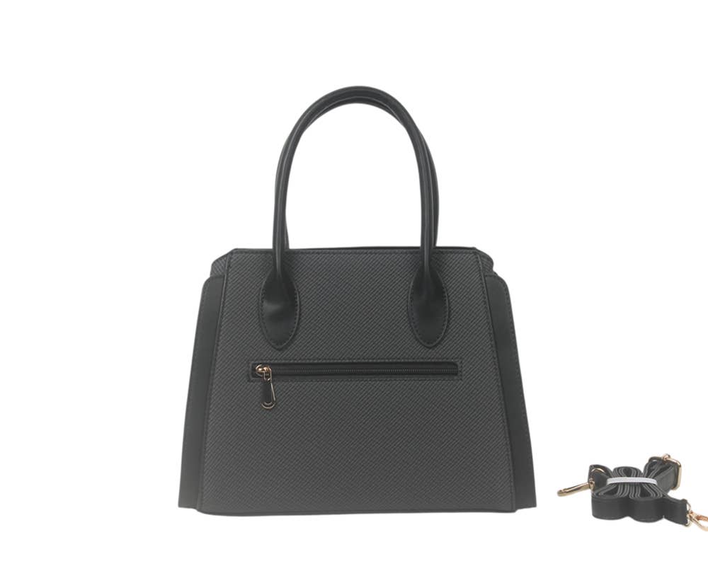 SAC À ÉPAULE AVEC BANDOULIÈRE.
