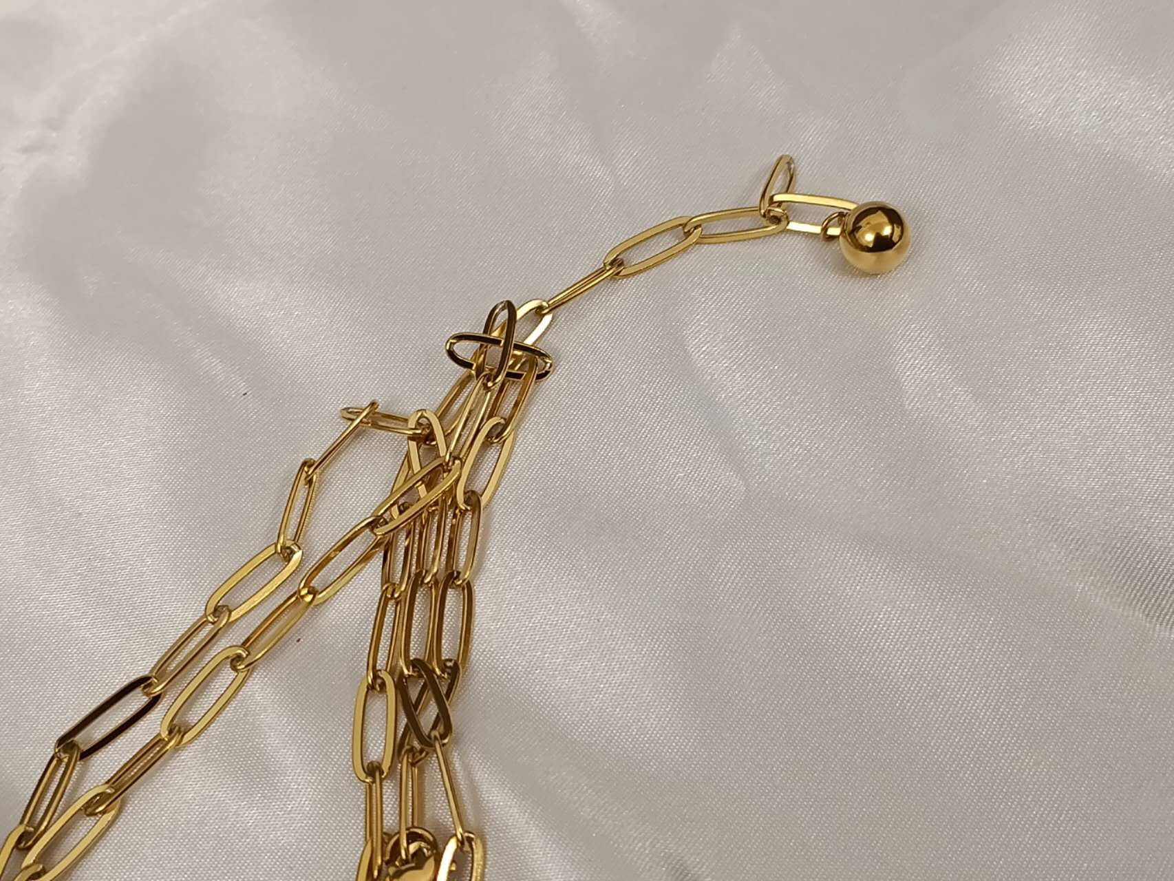 Collier Paperclip long pendentif boule acier Plaqué Or 18K