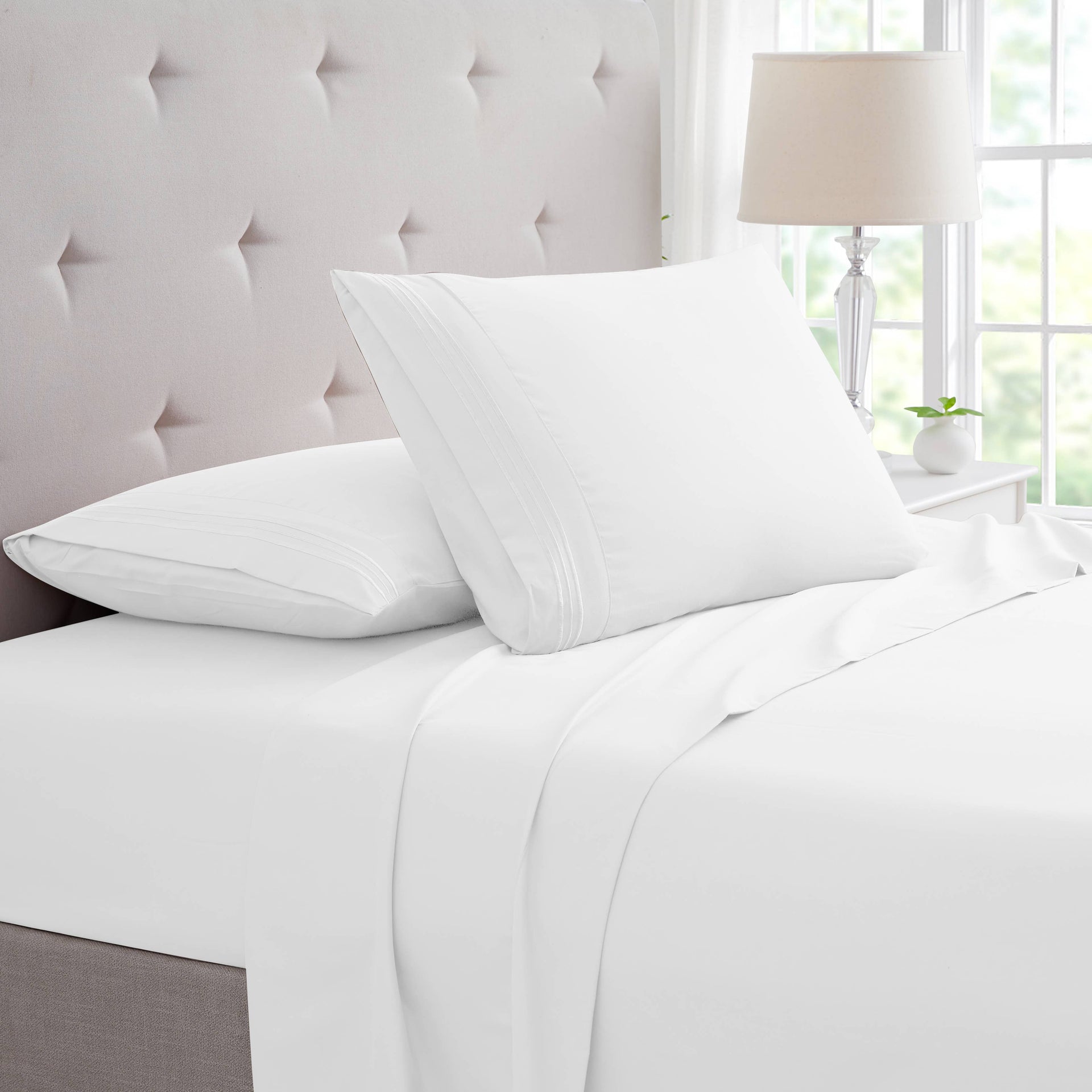Parure de draps de luxe en bambou 4 pièces avec broderie à 3 lignes